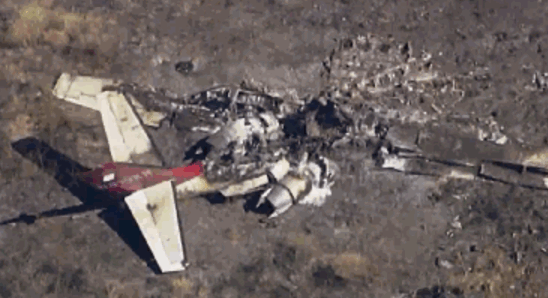 美国加州一架飞机失事 现场一片狼藉：机上6名乘客遇难