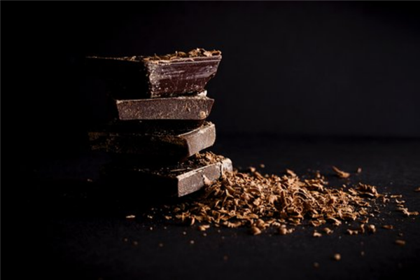 研究称黑巧克力可降低70%抑郁风险：可使人感到愉悦
