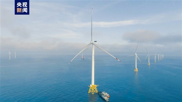 全球首台16兆瓦超大容量海上风电机组并网发电：转一圈发电34.2度