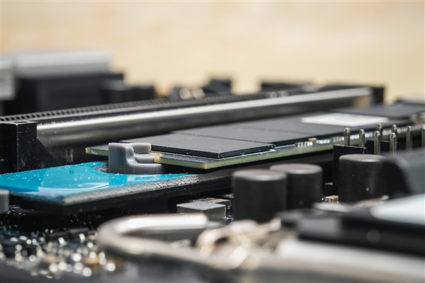 国内刚批准收购 美国迈凌公司宣布放弃收购SSD主控一哥慧荣
