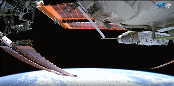 太空大片上新！中国空间站与地球绝美同框：全景相机多角度超震撼